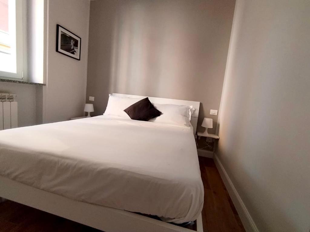 Hh Hermoso Housing Asti Buitenkant foto