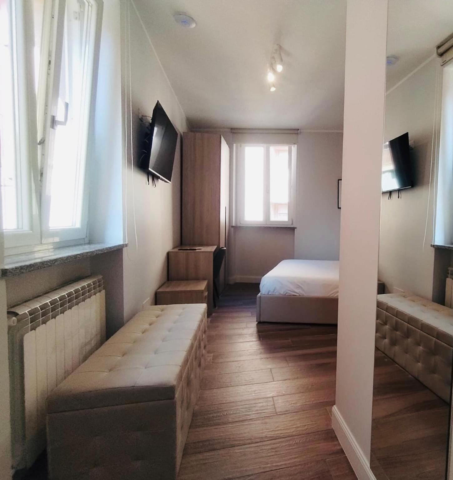 Hh Hermoso Housing Asti Buitenkant foto