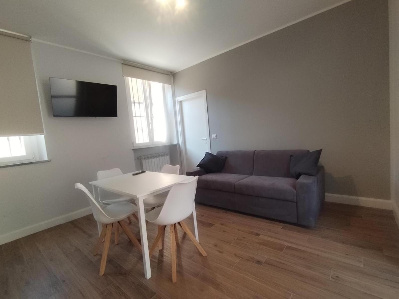 Hh Hermoso Housing Asti Buitenkant foto