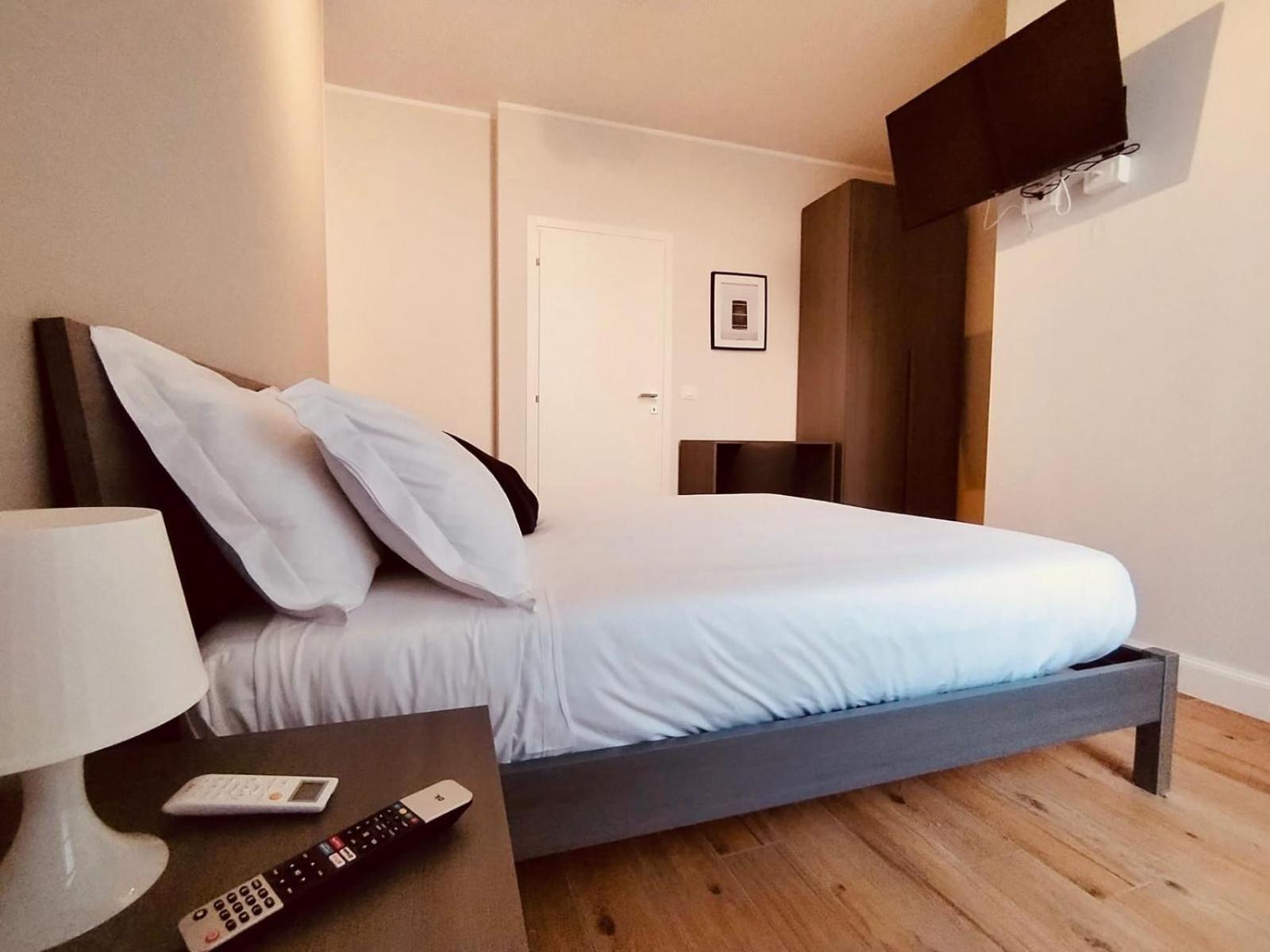 Hh Hermoso Housing Asti Buitenkant foto