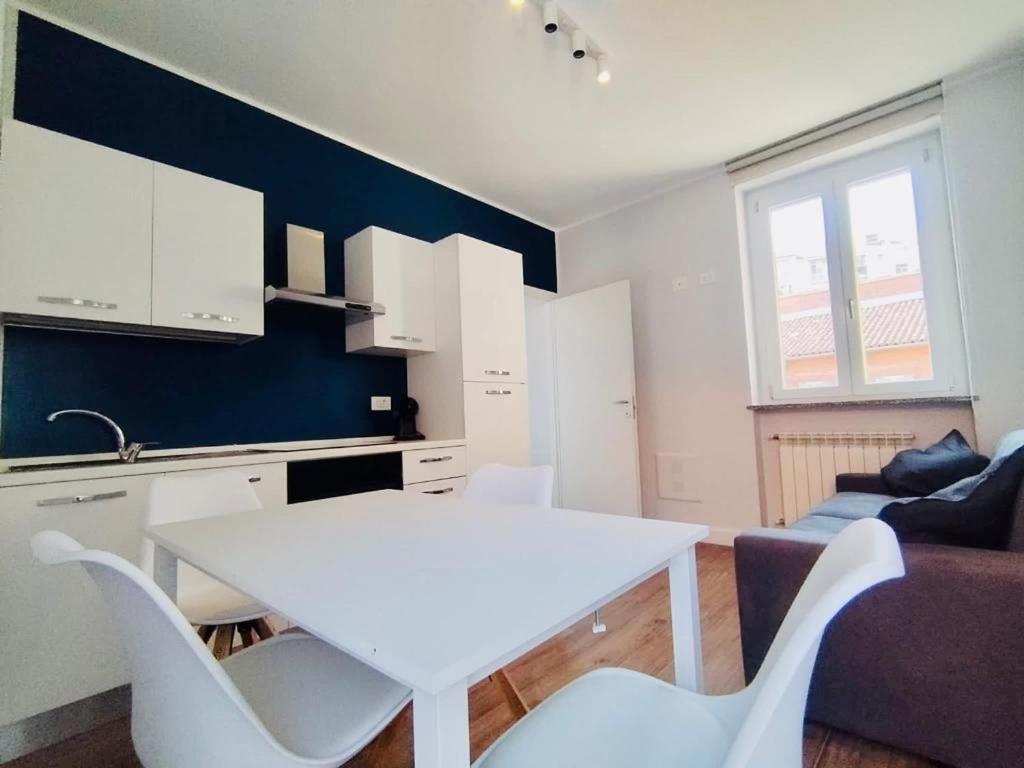 Hh Hermoso Housing Asti Buitenkant foto