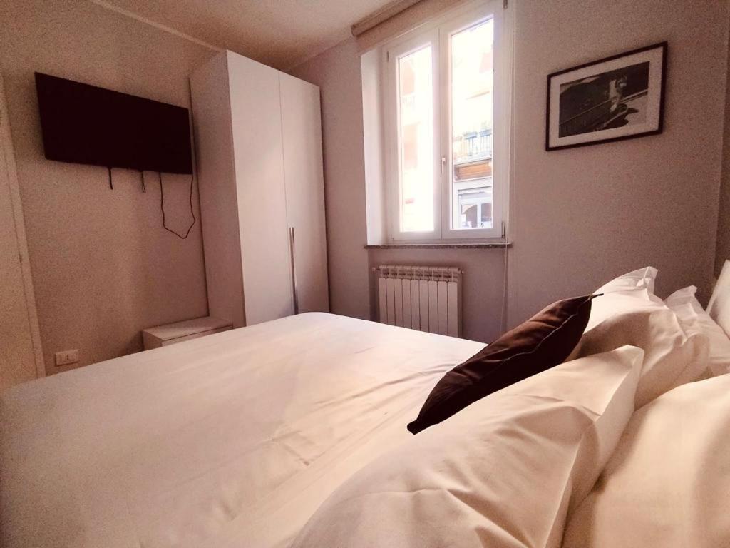 Hh Hermoso Housing Asti Buitenkant foto
